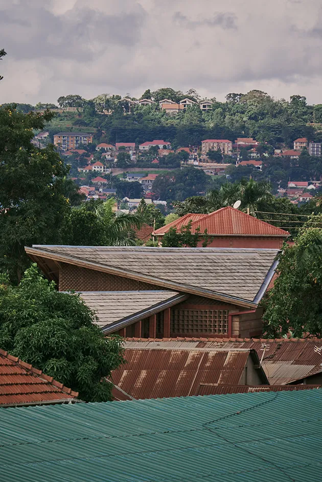 معماری پایدار : مرکز هنری کامپالا توسط دفتر سازندگان جدید و آثار محلی 